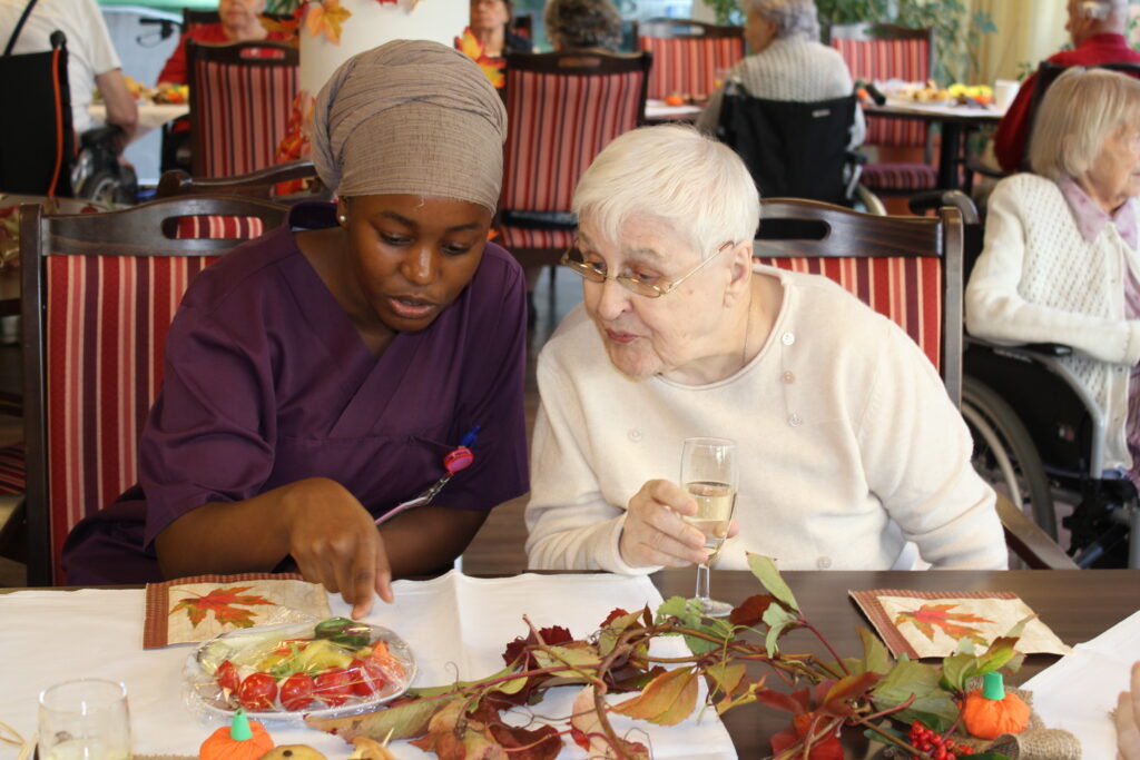 Verpflegung & hauseigene Küche &ndash; Friedrich Küter Pflegewohnpark in Berlin