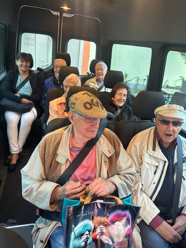 Fahrdienst & Service &ndash; Friedrich Küter Pflegewohnpark in Berlin