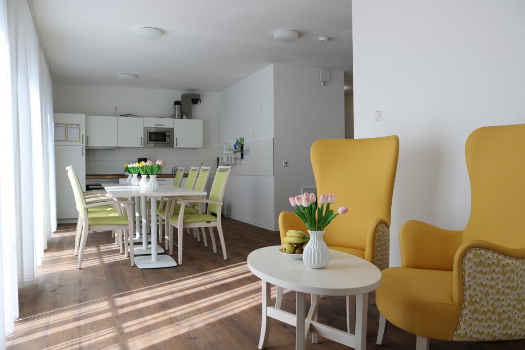 Zimmer & Ausstattung - 5 Zimmer & Ausstattung – Friedrich Küter Pflegewohnpark in Berlin